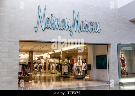 Neiman marcus las vegas hi-res stock photography and images - Alamy