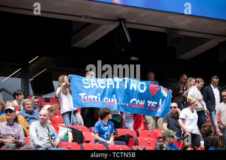 Valenciennes, France. 9th June, 2019. Supporters (Italy) during the FIFA Women's World Cup France 2019 Group C match between Australia 1-2 Italy at Hainaut Stadium in Valenciennes, France, June 9, 2019. Credit: Maurizio Borsari/AFLO/Alamy Live News Stock Photo