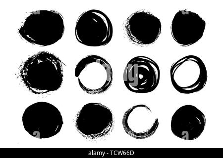 A set of shapes of circles frames. Vector background isolated on white background. Freehand drawing. dirty strokes. Stock Vector