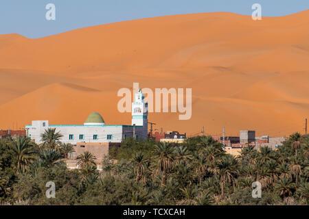 View over the palm oasis of Beni Abbes, Sahara Desert, Algeria, North Africa, Africa Stock Photo