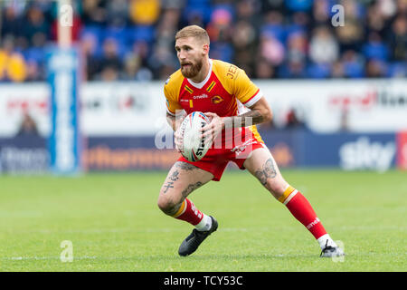 8th June 2019 , Halliwell Jones Stadium, Warrington, England;  Betfred Super League, Round 17, Warrington Wolves vs Catalans Dragons ; Sam Tomkins of Catalans Dragons    Credit: Richard Long/News Images Stock Photo