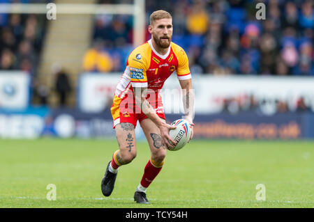 8th June 2019 , Halliwell Jones Stadium, Warrington, England;  Betfred Super League, Round 17, Warrington Wolves vs Catalans Dragons ; Sam Tomkins of Catalans Dragons    Credit: Richard Long/News Images Stock Photo