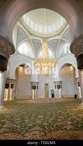 Inside the beautiful Sheikh Zayed Grand Mosque in Abu Dhabi. Stock Photo