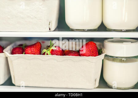 fridge containers for milk and juice｜TikTok Search