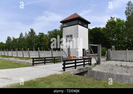 Dachau, Deutschland. 10th June, 2019. Watchtower in the Gedenkstaette Concentration Camp Dachau- Gedenkstaette, 1933, 1945, 3, antisewithism, exterminate, extermination, Bavaria, Dachau, deportation, German, German history, Germany, third, Europe, fascism, fascists, fascist, commemoration, memorial, history, Jew, concentration camp, concentration camp, memorial, Nazism, Nazi, Nazis, Nazi, Reich, crime, past, annihilation, extermination camp | usage worldwide Credit: dpa/Alamy Live News Stock Photo