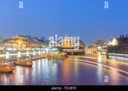 Lighting night view of ancient architecture by the canal of Fuzi Temple in Nanjing Stock Photo