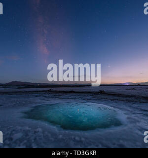 The Milky Way appears in the autumn Qinghai Dachaidan Emerald Lake. Stock Photo