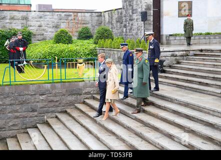 Dublin, Ireland. 12th June, 2019. King Willem-Alexander and Queen Maxima of The Netherlands at the Garden of Remembrance in Dublin, on June 12, 2019, for the wreath laying at the 1st of a 3 days State-visit to Ireland Photo : Albert Nieboer/ Netherlands OUT/Point de Vue OUT | Credit: dpa/Alamy Live News Stock Photo