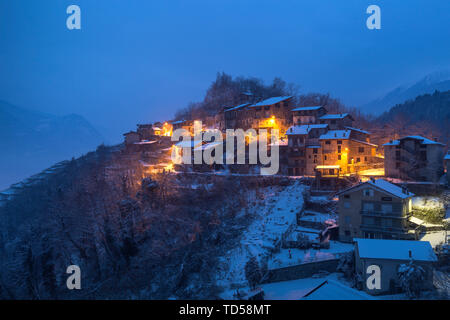 Twilight at the small village of Maroggia, Berbenno di Valtellina, Valtellina, Lombardy, Italy, Europe Stock Photo