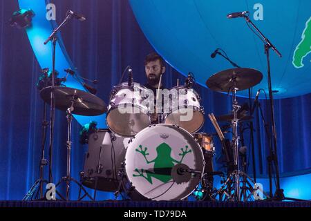 June 11, 2019 - Madison, Wisconsin, U.S - CHRIS TOMSON of Vampire Weekend during the Father of the Bride Tour at The Sylvee in Madison, Wisconsin (Credit Image: © Daniel DeSlover/ZUMA Wire) Stock Photo