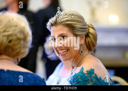 Dublin, Ireland. 12th June, 2019. Queen Maxima of The Netherlands at Aras an Uachtarain, the presidential palace in Dublin, on June 12, 2019, at the State banquet at the 1st of a 3 days State-visit to Ireland Photo : Albert Nieboer/ Netherlands OUT/Point de Vue OUT | Credit: dpa/Alamy Live News Stock Photo
