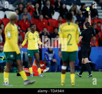 Paris, France. 13th June, 2019. South Africa's Noko Matlou (2nd L) gets a yellow card after she fouls China's Lou Jiahui (bottom) during the Group B match between China and South Africa at the 2019 FIFA Women's World Cup in Parc des Princes in Paris, France, June 13, 2019. Credit: Ding Xu/Xinhua/Alamy Live News Stock Photo