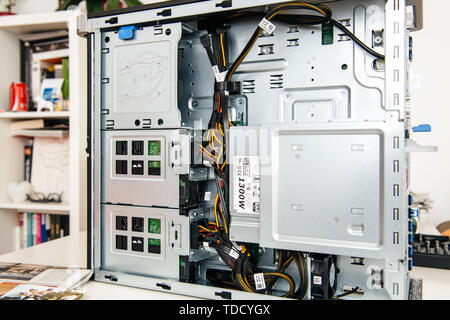 Dell Computer Internal Structure Inside a dell computer interior motherboard chips semi component Stock ...