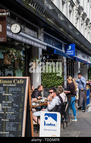 Pavement dining on London Street Paddington, London, England, U.K. Stock Photo