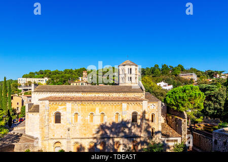 Sant Pere de Galligants is Benedictine abbey in Girona, Catalonia. Since 1857, it is home to the Archaeological Museum of Catalonia in the city, city  Stock Photo