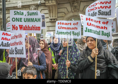Saudi Arabia Embassy, London, UK. 15th June, 2019. Sudanese nationals and supporters protest outside the Royal Embassy of Saudi Arabia against the Saudis political influence in Sudan. Credit: Penelope Barritt/Alamy Live News Stock Photo