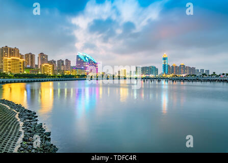 City night view of Jinsha Bay, Zhanjiang City Stock Photo - Alamy