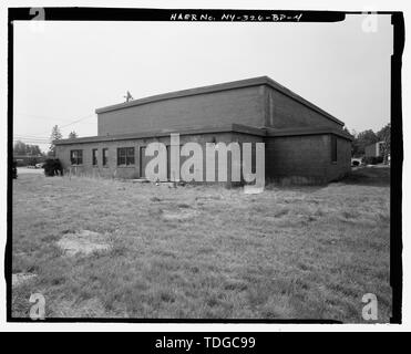 NORTH (REAR) AND WEST (SIDE) ELEVATIONS OF BUILDING. view TO SOUTH. - Plattsburgh Air Force Base, Base Theater, New York Road, Plattsburgh, Clinton County, NY Stock Photo