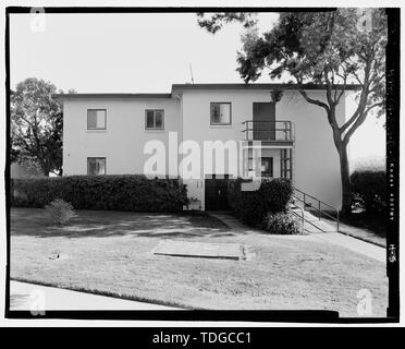 NORTH SIDE. - U.S. Coast Guard Air Station San Francisco, Bachelor Officer Quarters, 1020 North Access Road, San Francisco, San Francisco County, CA Stock Photo