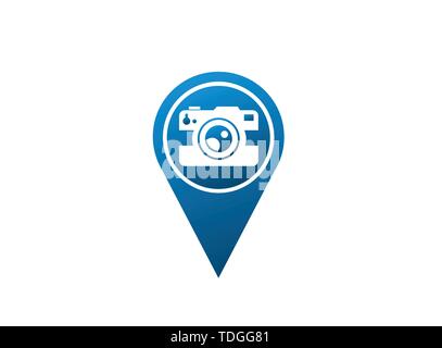 Photographe an old style camera logo design illustration in the shape Stock Vector