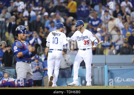 Los Angeles, CA, USA. 14th June, 2019. during the game between the Chicago Cubs and the Los Angeles Dodgers at Dodger Stadium in Los Angeles, CA. (Photo by Peter Joneleit) Credit: csm/Alamy Live News