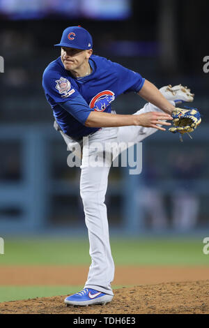 Los Angeles, CA, USA. 14th June, 2019. Chicago Cubs relief pitcher Brad Brach (29) pitches for the Cubs during the game between the Chicago Cubs and the Los Angeles Dodgers at Dodger Stadium in Los Angeles, CA. (Photo by Peter Joneleit) Credit: csm/Alamy Live News Stock Photo