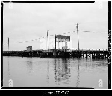 OBLIQUE VIEW OF SOUTH ELEVATION - Lower Bank Road Bridge, Spanning Mullica River, Egg Harbor City, Atlantic County, NJ Stock Photo