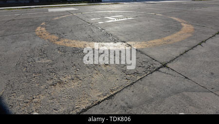 Asphalt, road, road, no people's guide, street empty runway, tourism, ground traffic in the city backstage, outdoor texture, asphalt road, expressway and roadway transportation system Stock Photo
