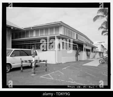 Oblique view of northeastern corner of building, east end in foreground and north side on the right side of the photo, main entrance to building in view on north side, view facing west - U.S. Naval Base, Pearl Harbor, Yard Restaurant, Seventh Street at Avenue D, Pearl City, Honolulu County, HI