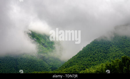 The scenery of Da Zhuhai in western Zhejiang (Photo in Luo hometown, Longyou County) Stock Photo