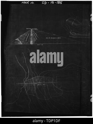 Photocopy of drawing, Twin Falls Canal Company, date unknown. MILNER DAM CROSS SECTION PLAN, TWIN FALLS COUNTY, MILNER, IDAHO; BLUEPRINT. - Milner Dam and Main Canal- Twin Falls Canal Company, On Snake River, 11 miles West of city of Burley, Idaho, Twin Falls, Twin Falls County, ID Stock Photo