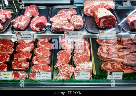 Naples Florida,Jimmy P's Butcher Shop & Deli Charred Steakhouse,restaurant restaurants food dining eating out cafe cafes bistro,market,refrigerated di Stock Photo