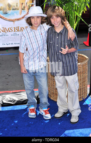 Tristan and Nic Puehse The World Premiere of Nim's Island at Grauman's ...