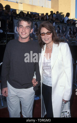 Jun 28, 1999; Los Angeles, CA, USA; Actress FAYE DUNAWAY @ the 'Wild, Wild West' movie premiere..  (Credit Image: Chris Delmas/ZUMA Wire) Stock Photo