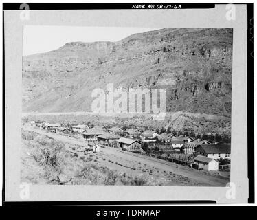 Photographic copy of historic photo, October 10, 1928, (original print filed in Record Group 115, National Archives, Washington, D.C.). LOOKING NORTH OVER GOVERNMENT CAMP AT OWYHEE DAM SITE. - Owyhee Dam, Across Owyhee River, Nyssa, Malheur County, OR Stock Photo