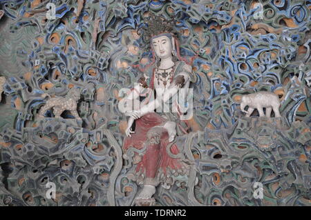 Guanyin, upside down at the Great Buddha Temple in Zhengding, Hebei Province Stock Photo