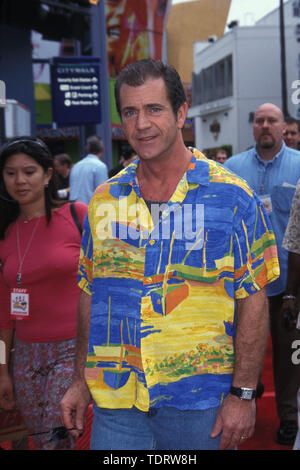 Jun 17, 2000; Los Angeles, CA, USA; Actor MEL GIBSON @ the 'Chicken Run' movie premiere..  (Credit Image: Chris Delmas/ZUMA Wire) Stock Photo