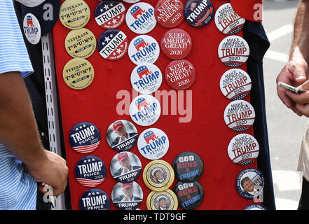 Orlando, Florida, USA. 18th June, 2019. Campaign buttons are sold outside U.S. President Donald Trump's Make America Great Again rally at the Amway Center on June 18, 2019 in Orlando, Florida. This is the kick-off event for Trump's campaign for re-election in 2020. Credit: Paul Hennessy/Alamy Live News Stock Photo
