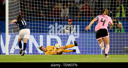 Scotland goalkeeper Lee Alexander saves a penalty from Argentina's Florencia Bonsegundo during the FIFA Women's World Cup, Group D match at the Parc des Princes, Paris. Stock Photo