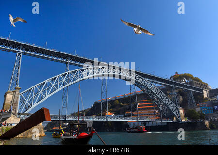 Dom Luis I Bridge over the river Douro, Portugal, Porto Stock Photo