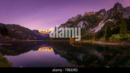 lake Vorderer Gosausee with Dachstein at sunrise, Austria, Upper Austria, Salzkammergut Stock Photo