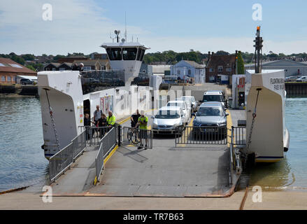 The Cowes Floating Bridge, a chain ferry linking Cowes and East Cowes across the River Medina on the Isle of Wight Stock Photo