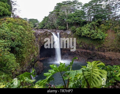 Rainbow falls in Hilo is a popular tourist destination Stock Photo
