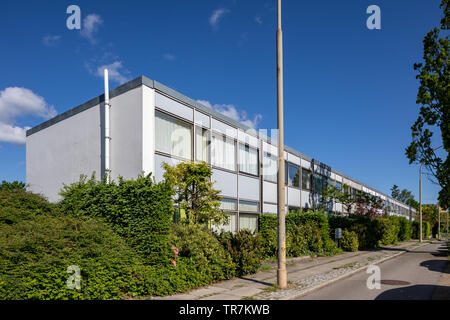 Row houses designed by Arne Jacobsen 1957 Sl jfen 22 48