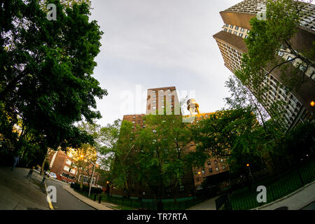 The massive NYCHA Elliot Houses complex of apartments in Chelsea in New York is seen on Tuesday, May 21, 2019. (© Richard B. Levine) Stock Photo