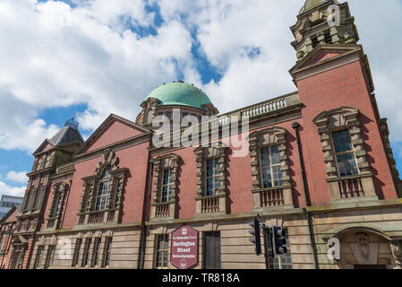 The Methodist Centre in Darlington Street, Wolverhampton, UK is a large baroque style building with a hemispherical copper dome Stock Photo