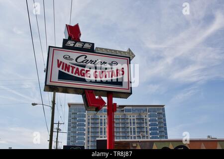 Carter Vintage Guitars store in Nashville, USA Stock Photo