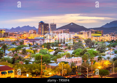 Tucson, Arizona, USA downtown city skyline with mountains at twilight. Stock Photo
