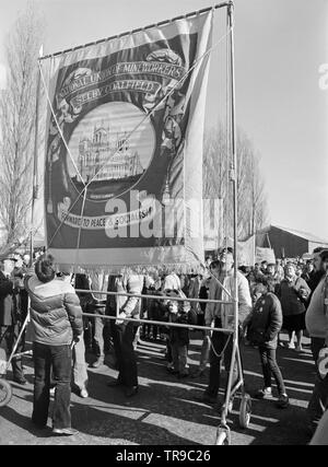 3rd March 1985. The end of the Miners Strike at Selby Coalfield in Yorkshire, England. Coal miners who had been on strike since 1984 in an attempt to stop the British Conservative Government closing many of the collierys. Stock Photo