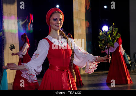 Artists of the State academic choreographic ensemble 'Berezka' on a stage with a round dance 'birch' in Moscow, Russia Stock Photo